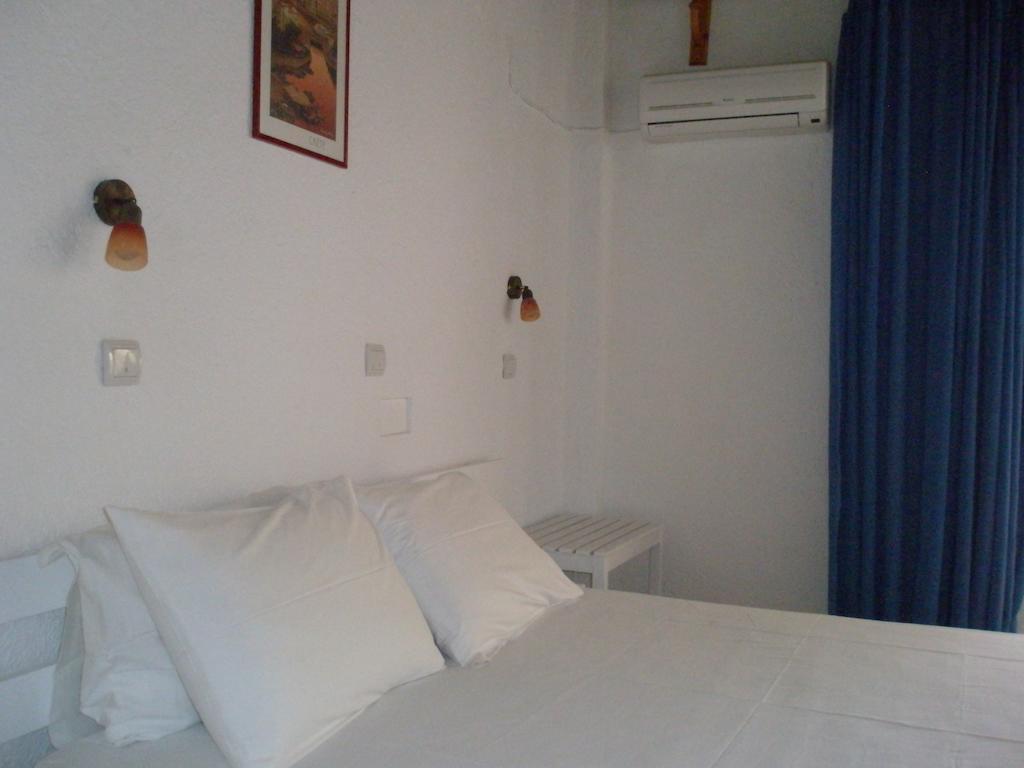 이라피트라 Avra Palm 아파트 호텔 객실 사진
